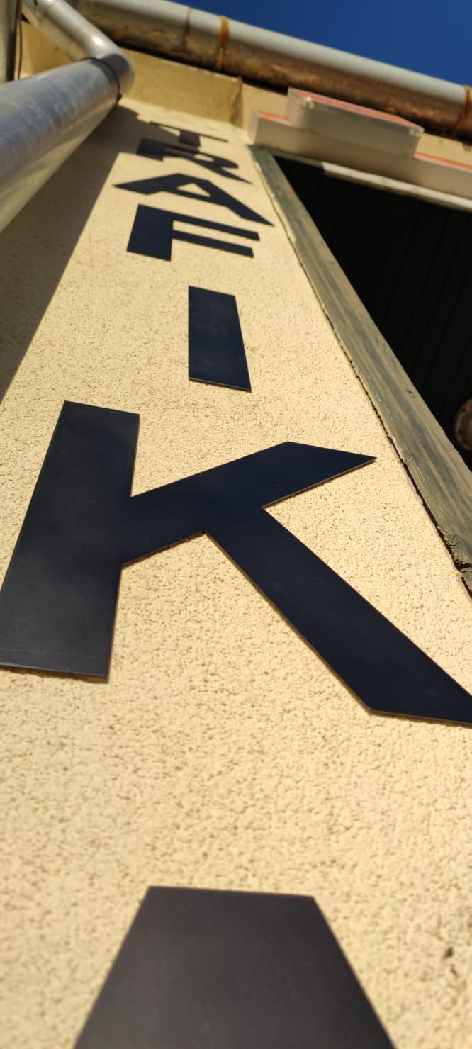 3D napis trafika -pismeno K